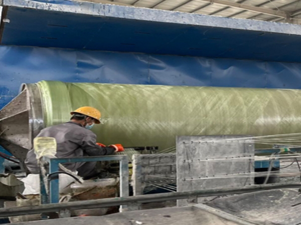 Exploring the Cost Breakdown of FRP Pipe Filament Winding Machines in 2026插图2 FW-4000 FRP Pipe Filament Winding Machine